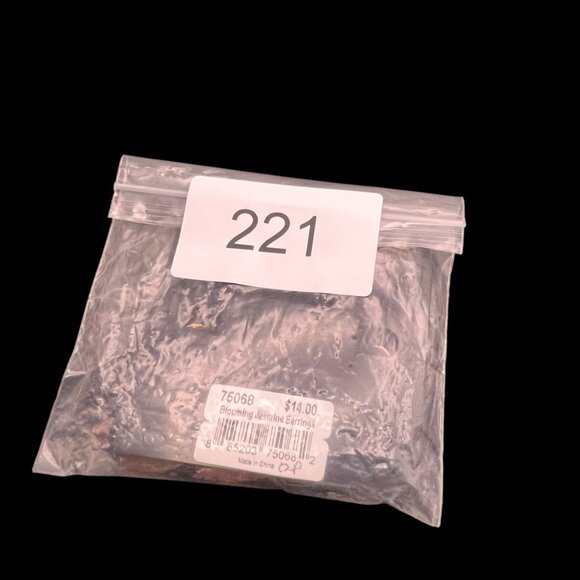 Cookie Lee Earrings Copper Tone Carved Orange‎ Rose Bead Metal Leaf Wooden Bead - Picture 7 of 7